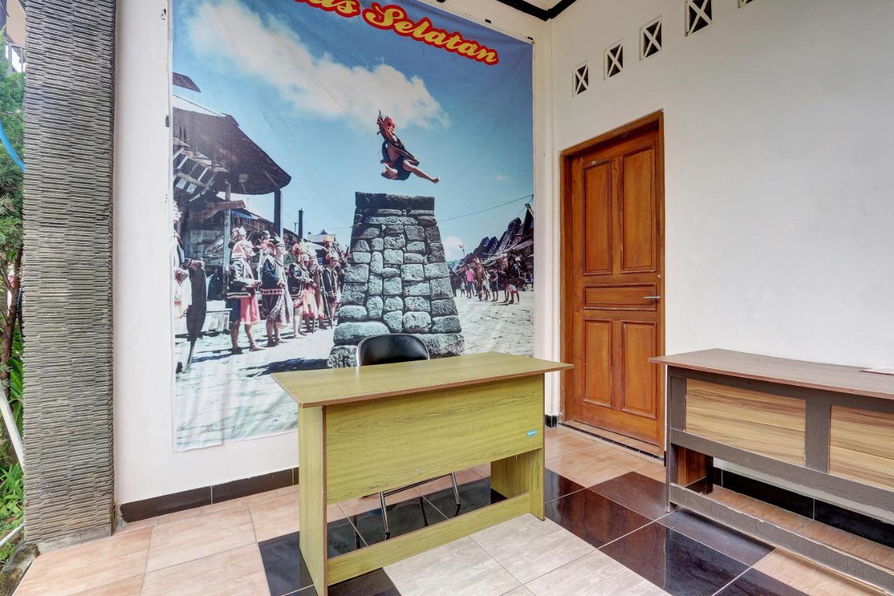 Hotel Wisma Ck Kebumen Экстерьер фото