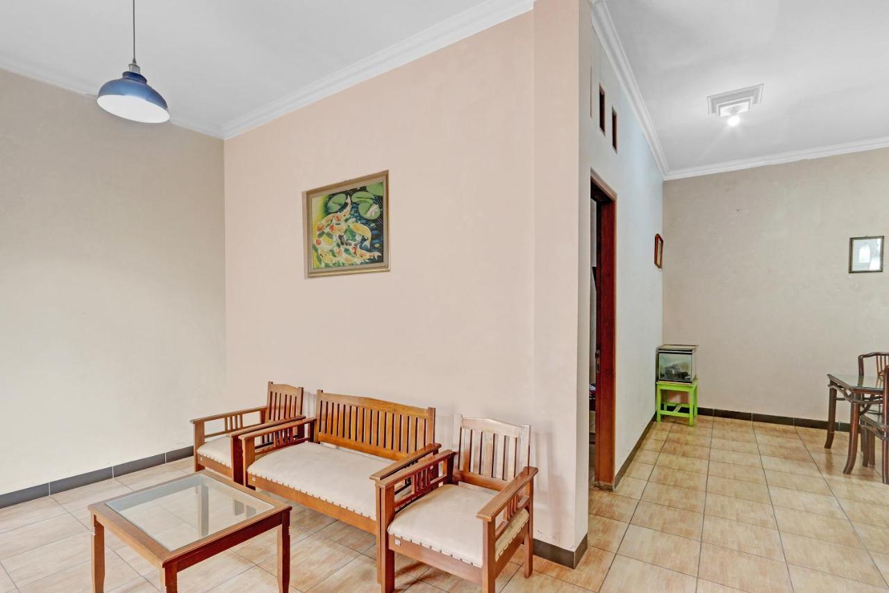 Hotel Wisma Ck Kebumen Экстерьер фото